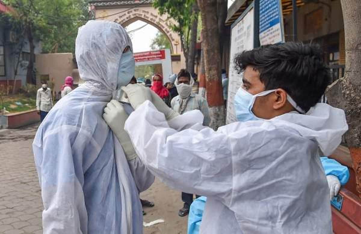 தெலங்கானாவில் ஒரே குடும்பத்தில் 22 பேருக்கு கரோனா