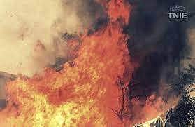 குஜராத்தில் கார் தீப்பற்றியதில் மூன்று பெண்கள் உடல்கருகி பலி