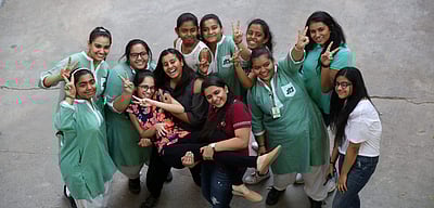 குடியரசு தின விழா பேரணியை பார்வையிட 12-ம் வகுப்பு மாணவிக்கு அழைப்பு