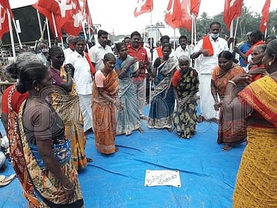 கூத்தாநல்லூரில் இந்திய கம்யூ. சாலை மறியல்