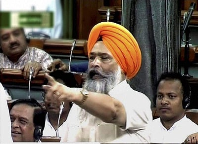 கூட்டாட்சித் தத்துவத்தை அழிக்கும் முயற்சியில் மத்திய அரசு: சிரோன்மணி அகாலிதளம்