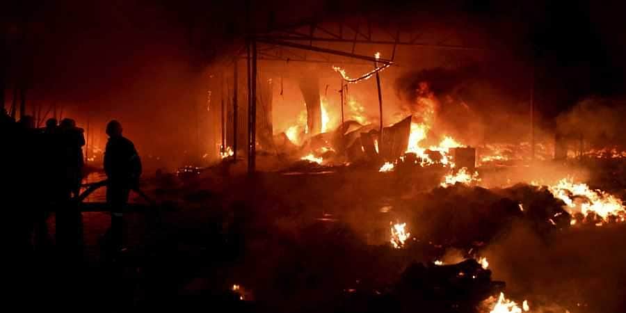 ஹைதராபாத்தில் தீ விபத்து: 12 தொழிலாளர்கள் காயம்