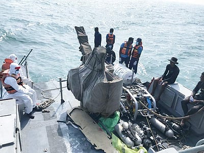 இலங்கை கடற்பகுதியில் 4 மீனவர்கள் சடலமாக மீட்பு: கோட்டைப்பட்டினத்தில் மீனவர்கள் போராட்டம்