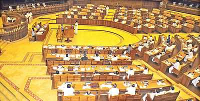 கேரள சட்டப்பேரவைத் தலைவருக்கு எதிரான காங்கிரஸ் தீர்மானம் நிராகரிப்பு