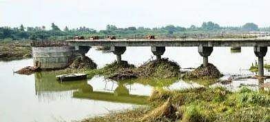 உறைகிணறுகளைச் சேதப்படுத்திய தாமிரவருணி வெள்ளம்!