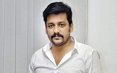 கௌரவ வேடத்தில் விதார்த்