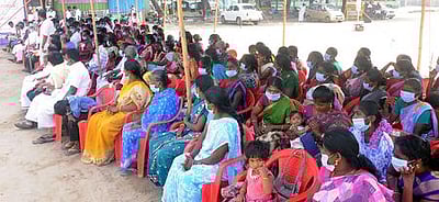 கஜா புயல் பாதிப்புகளுக்கு நிவாரணம் கோரி சிறு, குறுந்தொழில் சங்கத்தினா் உண்ணாவிரதம்