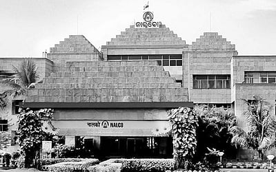 வேலை... வேலை... வேலை...