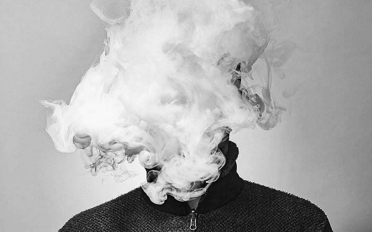 ஆராய்ச்சி முடிவு... புகை மனதுக்குப் பகை!