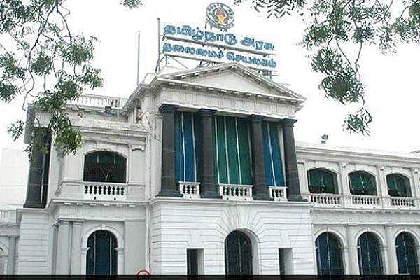 தமிழக அரசின் தணிக்கை அறிக்கை ஆளுநரிடம் ஒப்படைப்பு