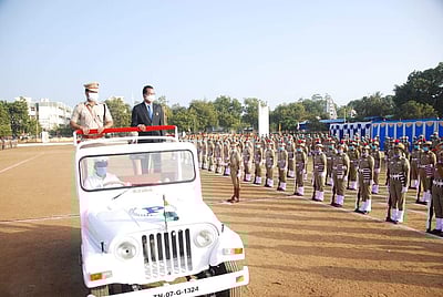 குடியரசு நாள்: 96 பயனாளிகளுக்கு நலத்திட்ட உதவிகள் - மதுரை ஆட்சியர் வழங்கினார்