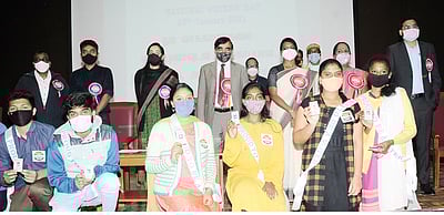 உதகையில் தேசிய வாக்காளா் தினம் அனுசரிப்பு