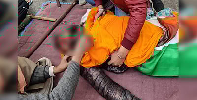 தில்லி டிராக்டர் பேரணி: விவசாயி பலி