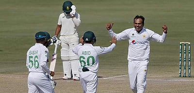 தென் ஆப்பிரிக்காவுக்கு எதிரான முதல் டெஸ்டில் பாகிஸ்தான் வெற்றி!