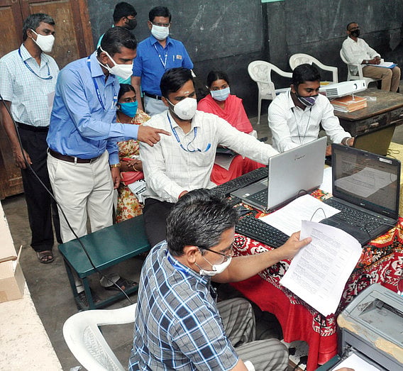 கணினி பயிற்றுநா் காலிப் பணியிட ஒதுக்கீடு கலந்தாய்வு