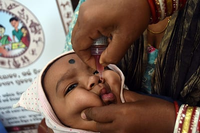 போலியோ முகாம்: 7.82 லட்சம் 
குழந்தைகளுக்கு சொட்டு மருந்து!