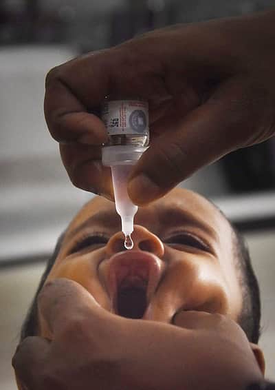 ஜூன் 28-இல் தமிழகத்தில் போலியோ சொட்டு மருந்து முகாம்: முதல்வா் விஜய் தொடங்கி வைக்கிறாா்