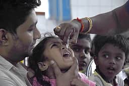புதுச்சேரியில் 424 முகாம்களில் 
நாளை போலியோ சொட்டு மருந்து