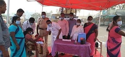 கும்மிடிப்பூண்டியில் 20,033 குழந்தைகளுக்கு 130 மையங்களில் போலியோ சொட்டு மருந்து