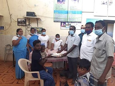 சொட்டு மருந்து போடும் குழந்தைகளுக்கு பரிசு: கண்ணன்கோட்டை ஊராட்சி மன்ற தலைவரின் வினோத அறிவிப்பு