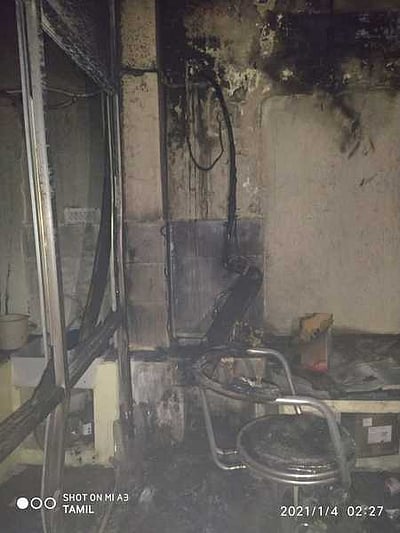 அரசு மருத்துவக் கல்லூரி கரோனா ஆய்வகத்தில் தீ விபத்து: ரூ.20 லட்சம் மதிப்பிலான பொருள்கள் சேதம்