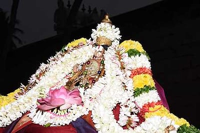 திருமோகூரில் ஆழ்வாருக்கு மோட்சம் அருளிய வைபவம்