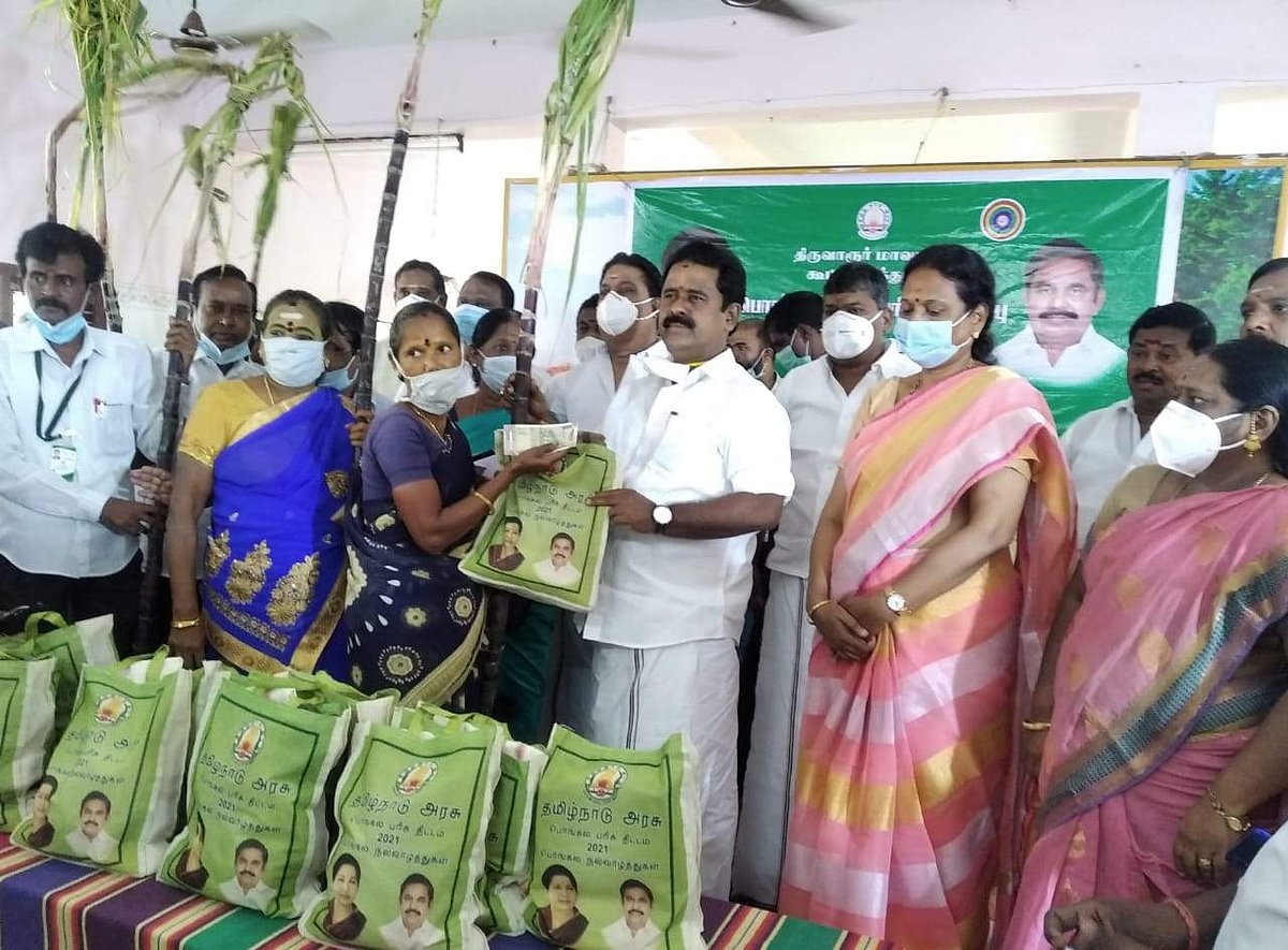 அதிமுக ஆட்சியில் மகளிர் சுயஉதவிக் குழுக்களுக்கு ரூ. 1000 கோடி கடன்: அமைச்சர் காமராஜ்
