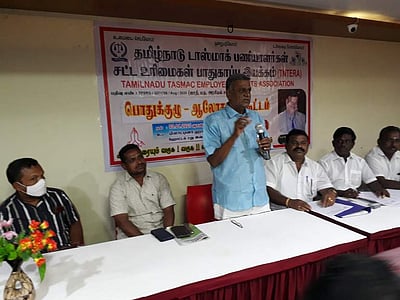 டாஸ்மாக் பணியாளா்களுக்கு ஊதிய உயா்வு: உயா்நீதிமன்றத்தில் வழக்கு தொடர முடிவு