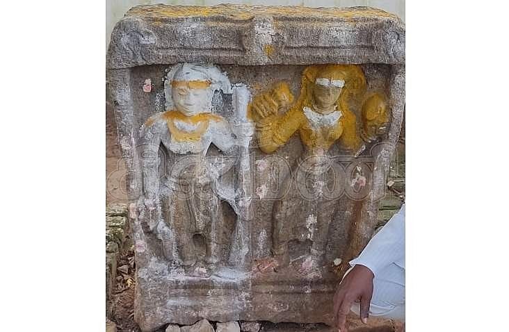 கூடலூர் பகுதியில் சிதைந்த பழங்கால நினைவுச் சின்னங்களை மீட்கக் கோரிக்கை