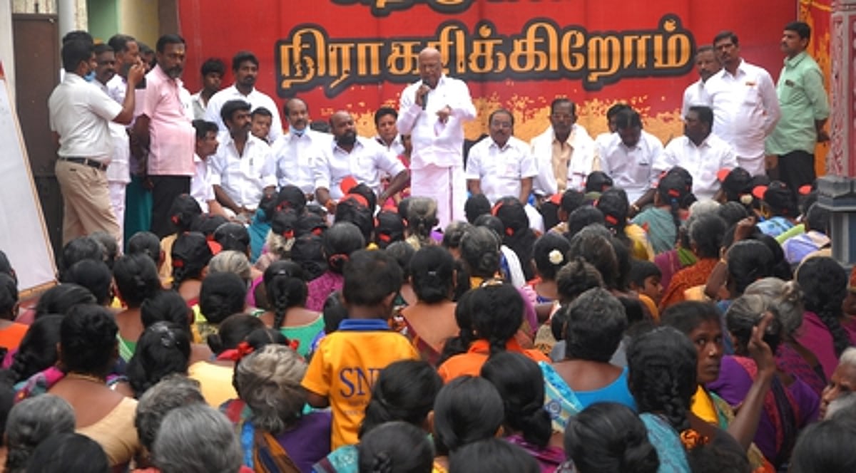 தரமற்ற சாலைகள்: மக்கள் சபை கூட்டத்தில் திமுக குற்றச்சாட்டு
