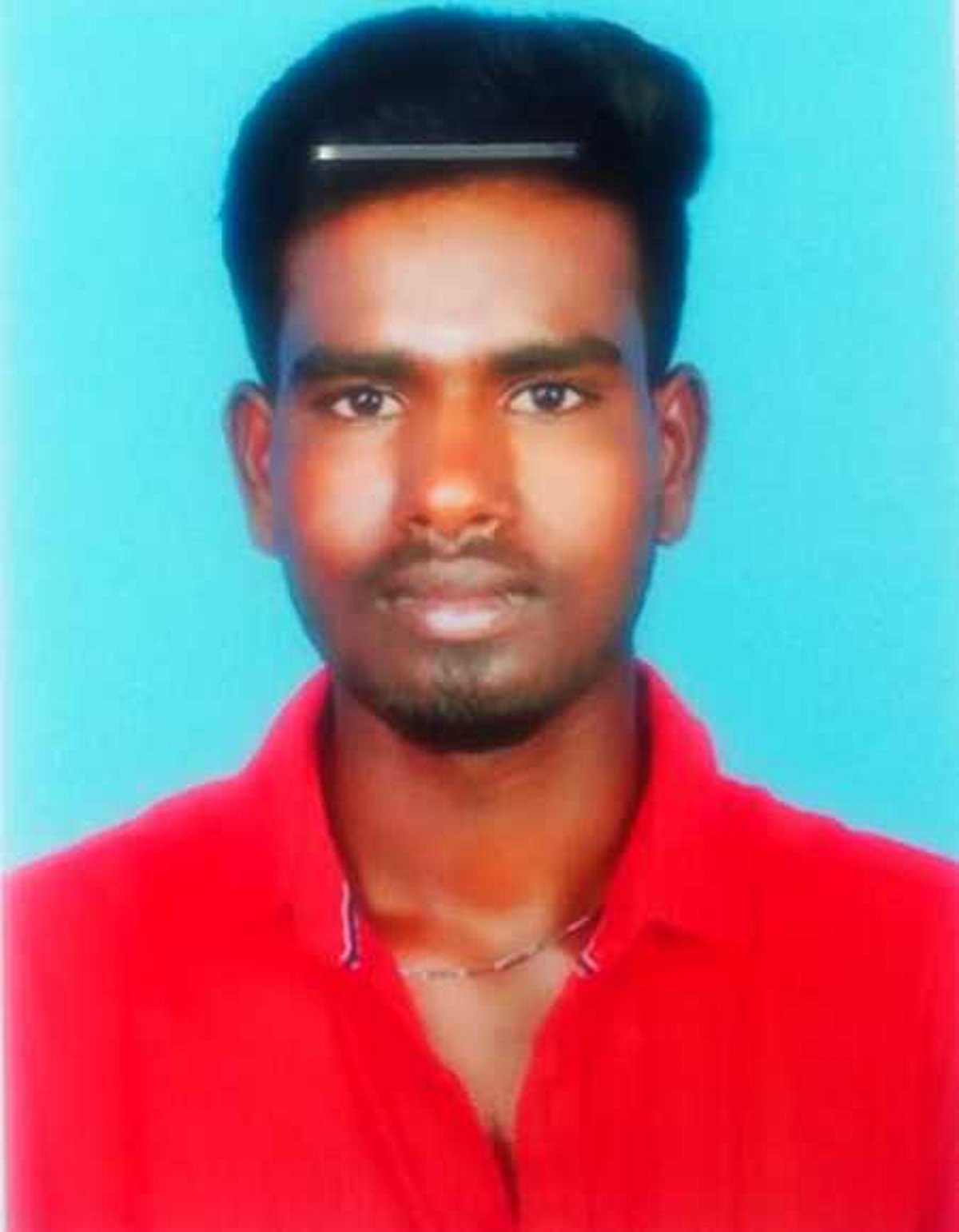 பைக் மீது லாரி மோதல்: கட்டடத் தொழிலாளி பலி