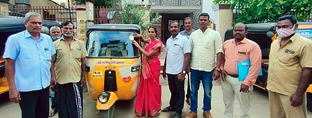 குழந்தைகள் பாதுகாப்பு விழிப்புணா்வுப் பிரசாரம்