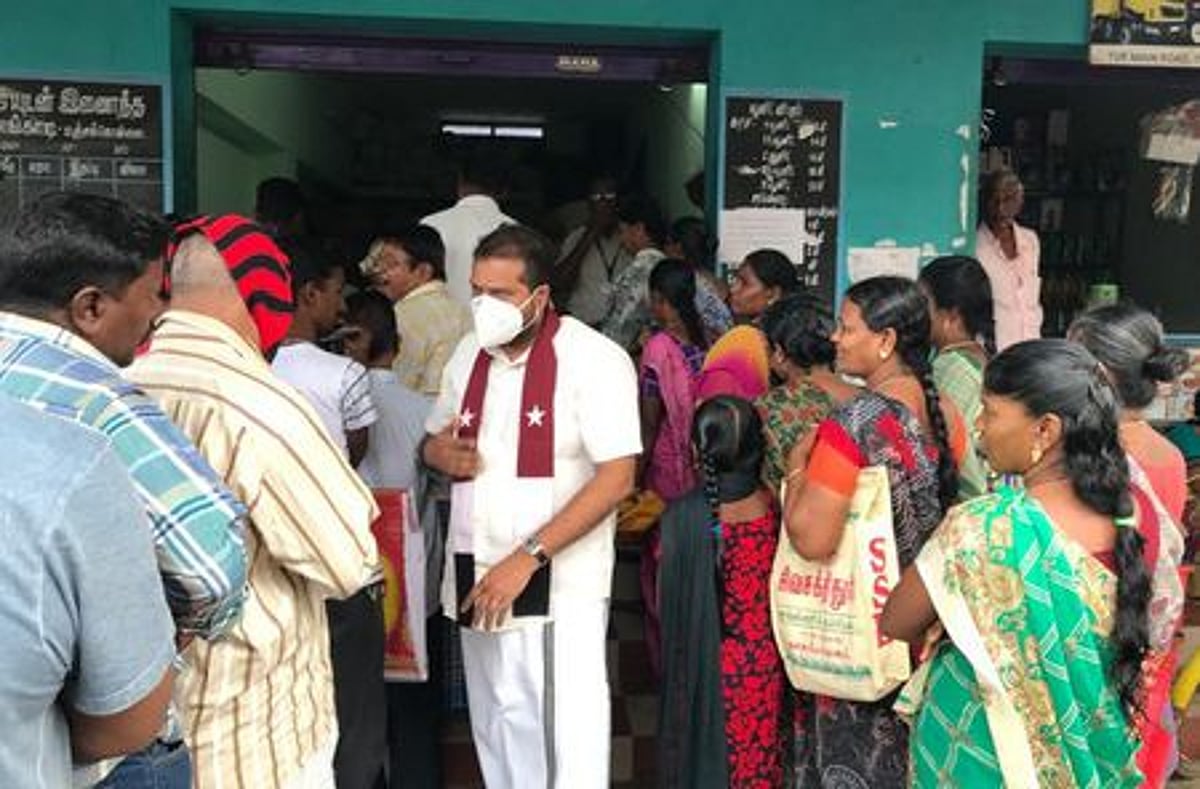 நியாயவிலைக் கடைகளில் நாகை எம்.எல்.ஏ. ஆய்வு