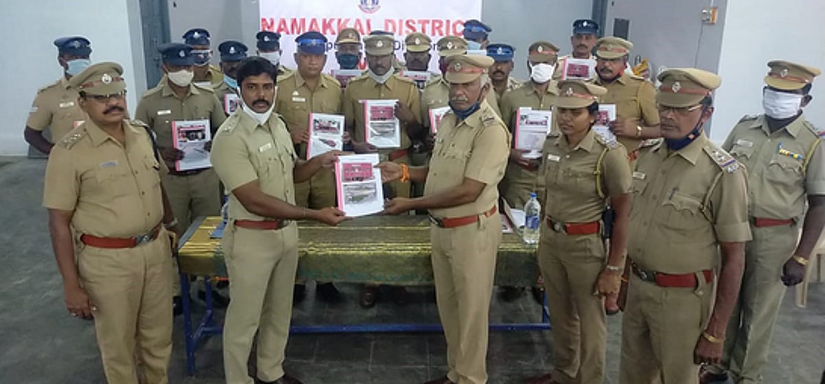 காவல்துறை சாா்பில் கிராமந்தோறும் கண்காணிப்பு அலுவலா்