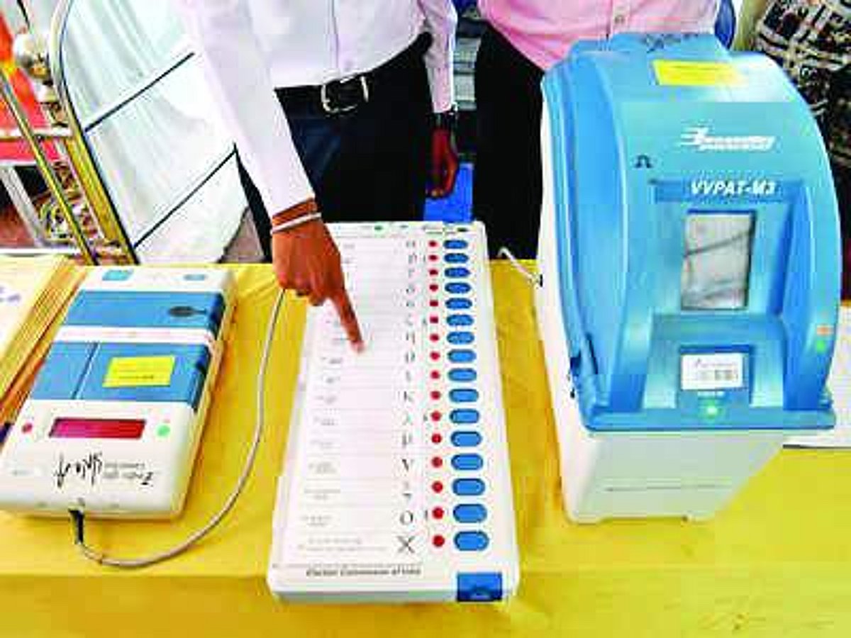 வாக்குப்பதிவு இயந்திரங்களில் முதல் நிலை சோதனை: 7 மாவட்டங்களில் நிறைவு