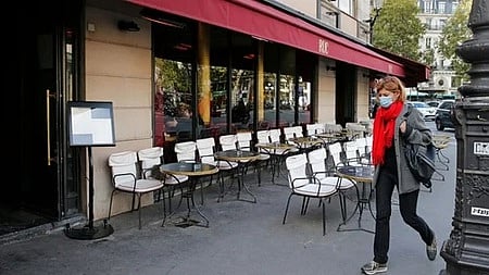 உணவகங்கள், திரையரங்குகள் மூடியேயிருக்கும்; பிரான்ஸில் தீவிரமெடுக்கும் கரோனா பாதிப்பு
