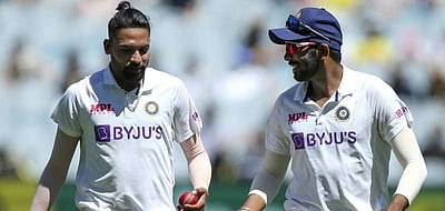 சிட்னி டெஸ்ட்: பும்ரா, சிராஜை இன ரீதியாக இழிவுபடுத்திய ரசிகர்கள் மீது இந்திய அணி புகார்