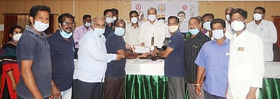 ரத்ததான  நாள் கடைப்பிடிப்பு