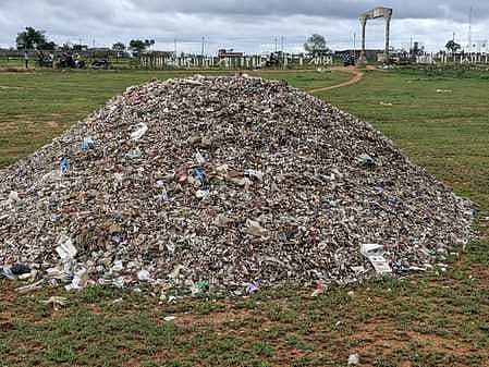 மிரட்டும் மருத்துவக் கழிவுகள்! மருத்துவக் கழிவு மேலாண்மை விதிகளை திருத்தியமைப்பது குறித்த தலையங்கம்