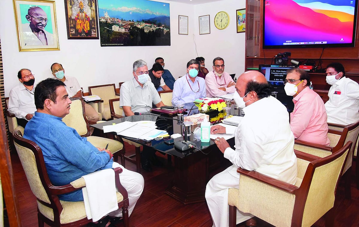 சென்னை-குமரி தேசிய நெடுஞ்சாலையை 6, 8 வழிச்சாலையாக மாற்ற வேண்டும்: மத்திய அரசிடம் தமிழகம் வலியுறுத்தல்