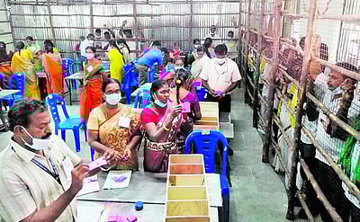 உள்ளாட்சித் தேர்தல்: அதிக இடங்களில் திமுக கூட்டணி வெற்றி