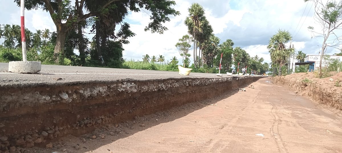 சாலை விரிவாக்கப் பணியில் மந்தம்