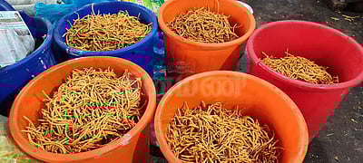 கரகர மொறுமொறு கீழ ஈரால் காரசேவு!