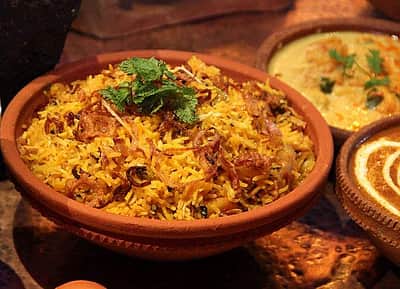 பிரியாணியும் பழைய சோறும்