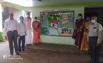 பெரியநாயகிபுரம் ஊராட்சிமன்றக் கட்டடத்தில்விழிப்புணா்வு சுவரோவியம்