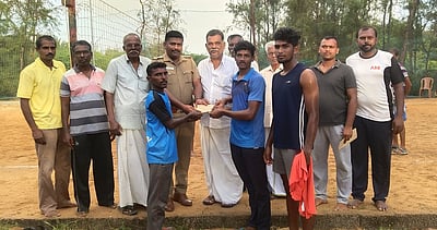 முகிலன் குடியிருப்பில்கைப்பந்து போட்டி