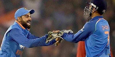 இந்திய அணியுடன் இணைவதில் தோனி உற்சாகமாக உள்ளார்: கோலி