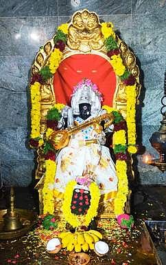 நாமக்கல்லில் ஆயுத பூஜை, விஜயதசமி விழா கொண்டாட்டம்