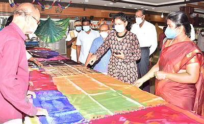 கோ-ஆப்டெக்ஸில்  தீபாவளி விற்பனை இலக்கு ரூ.2.25 கோடி