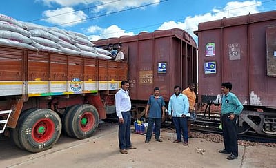 புதுக்கோட்டை மாவட்டத்துக்கு வந்தது 751 மெட்ரிக் டன் உரம்